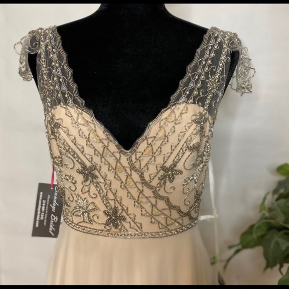 Willowby by Watters Beaded Wedding Dress - Perfect for Spring! - Picture 3 of 14